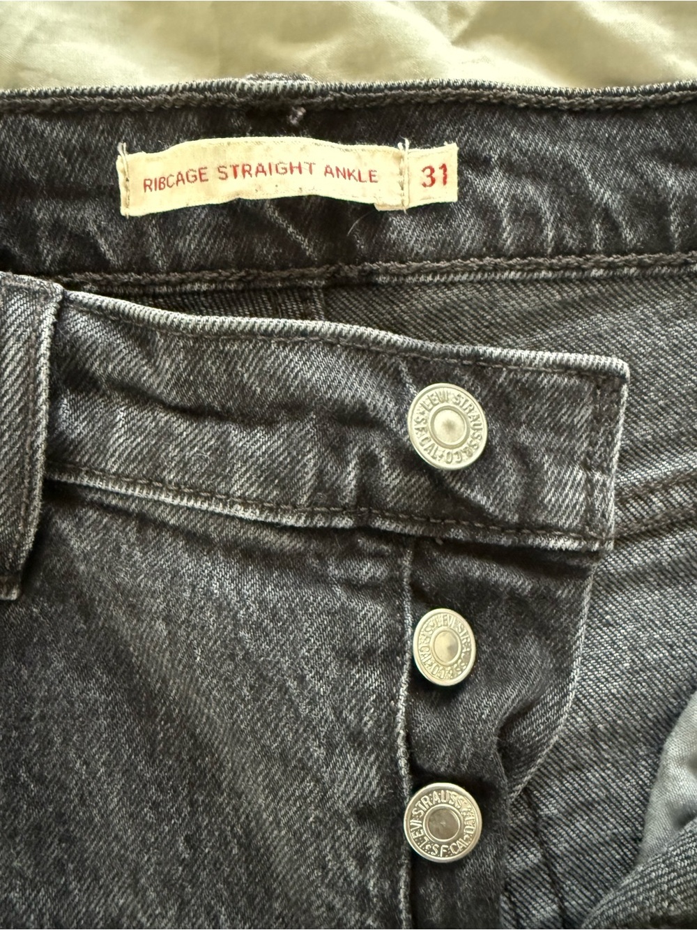 Levi's Ribcage Straight Ankle Jeans - Black